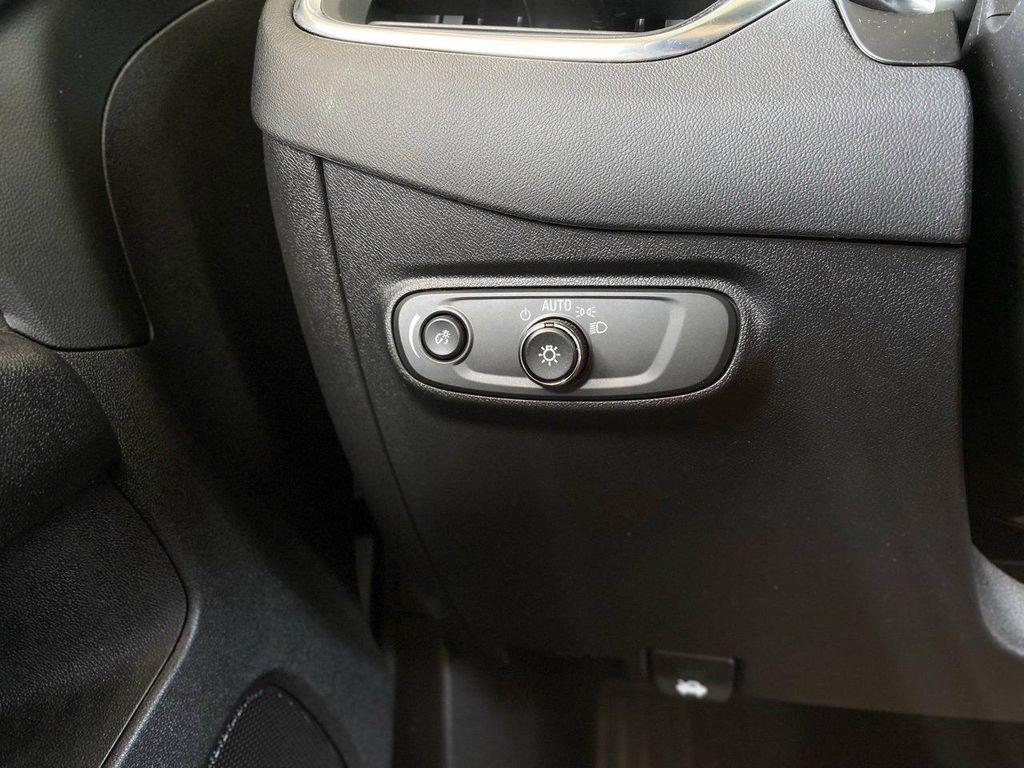 used 2024 Chevrolet Equinox car, priced at $22,500