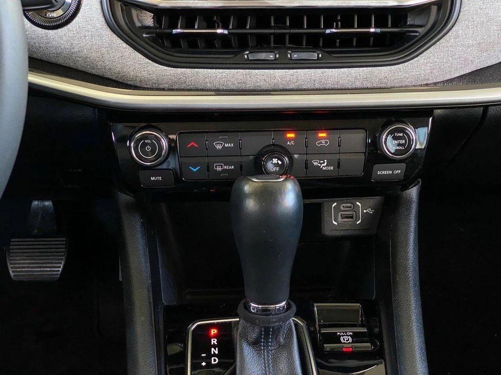 used 2022 Jeep Compass car, priced at $17,117