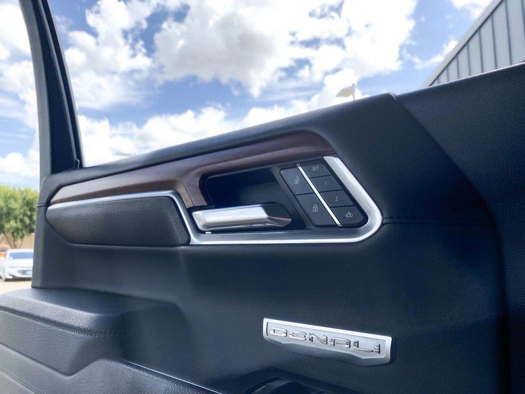 used 2022 GMC Sierra 1500 car, priced at $47,484