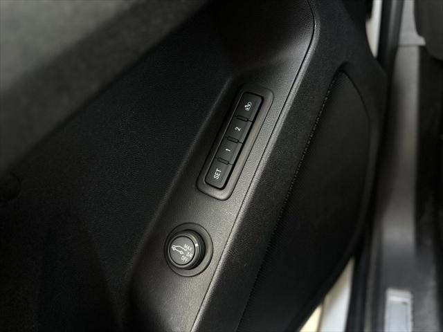 used 2020 Chevrolet Equinox car, priced at $20,936