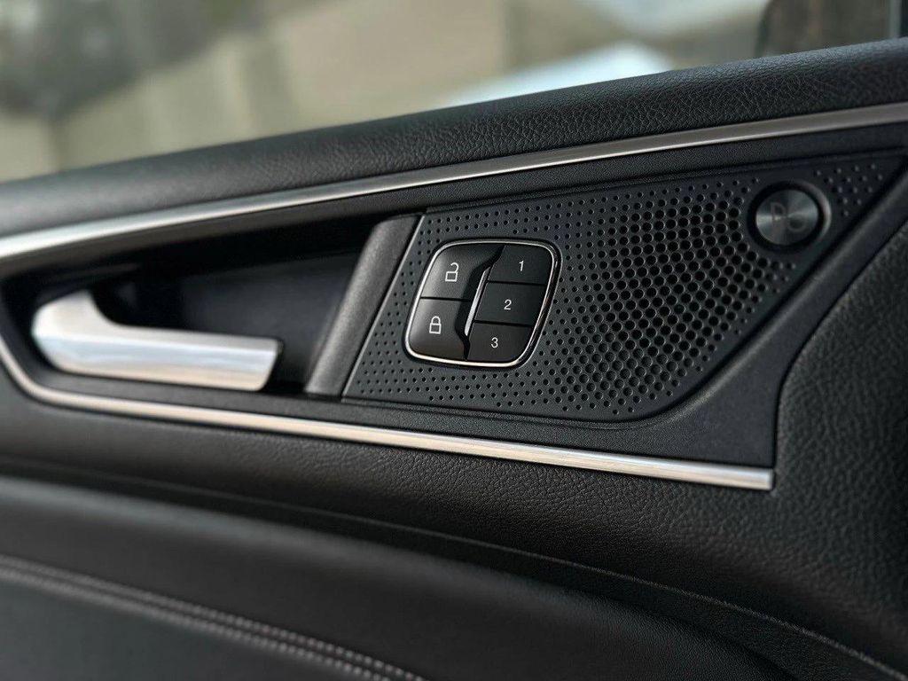 used 2024 Ford Edge car, priced at $25,411