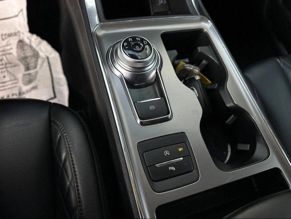 used 2024 Ford Edge car, priced at $25,411