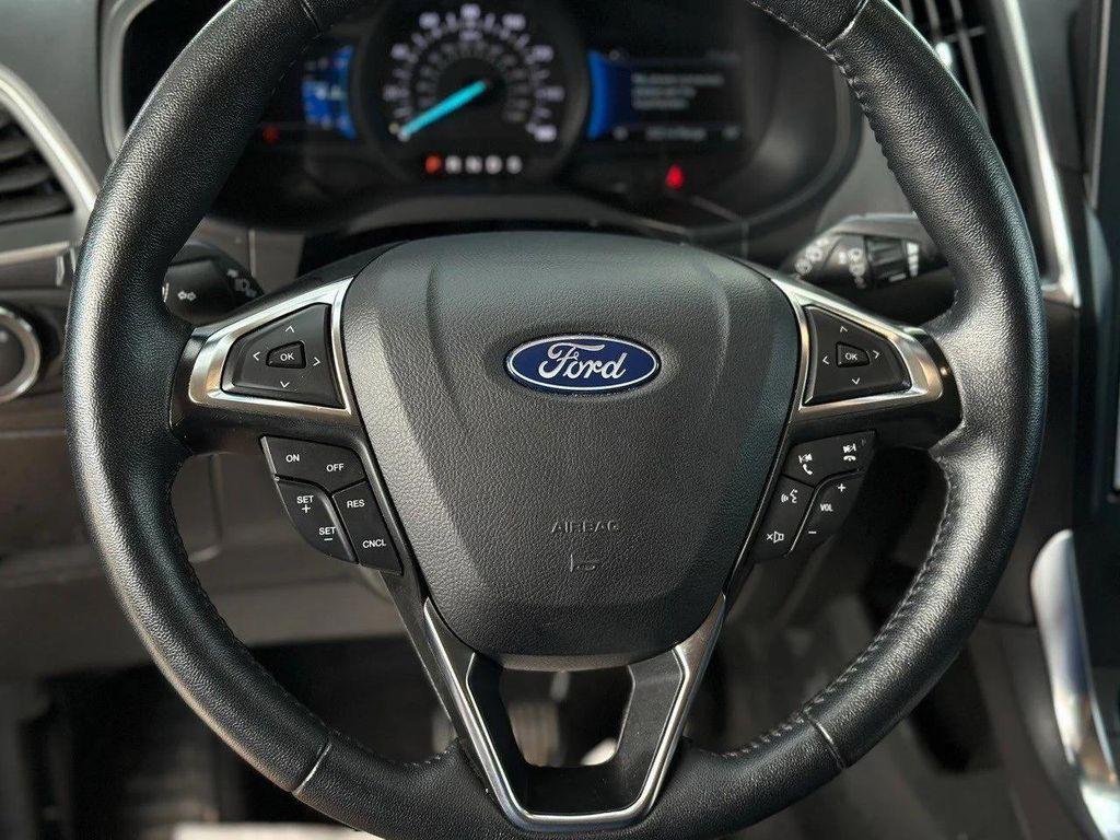 used 2024 Ford Edge car, priced at $25,411