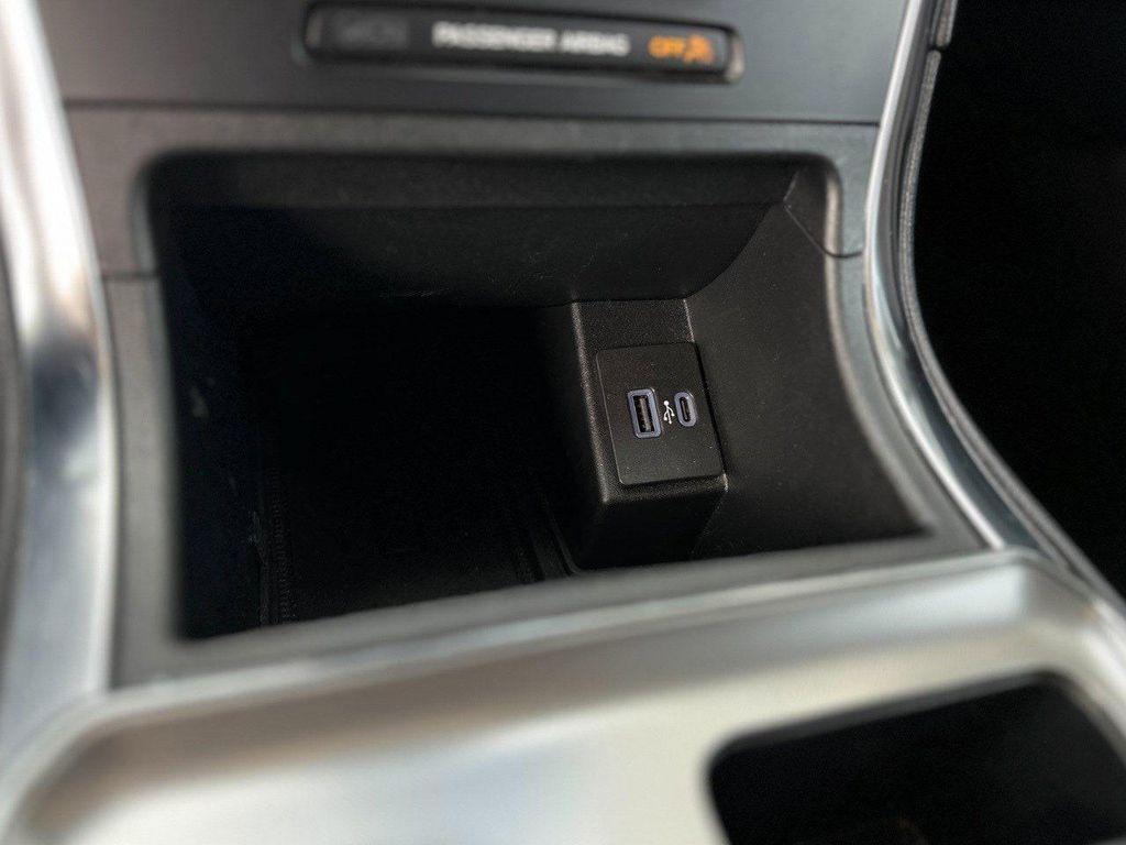 used 2024 Ford Edge car, priced at $25,411