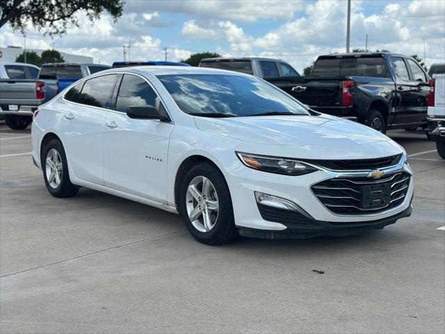 used 2022 Chevrolet Malibu car, priced at $18,998