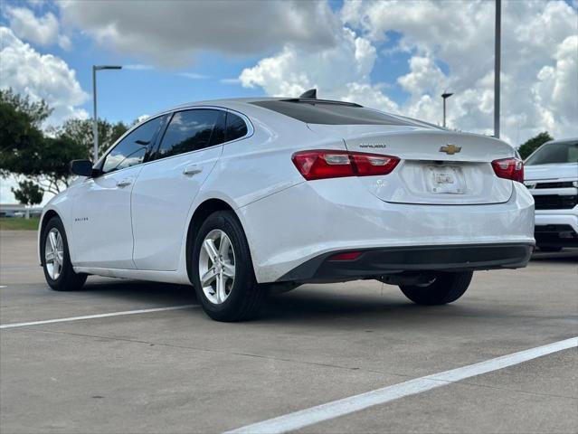 used 2022 Chevrolet Malibu car, priced at $18,998