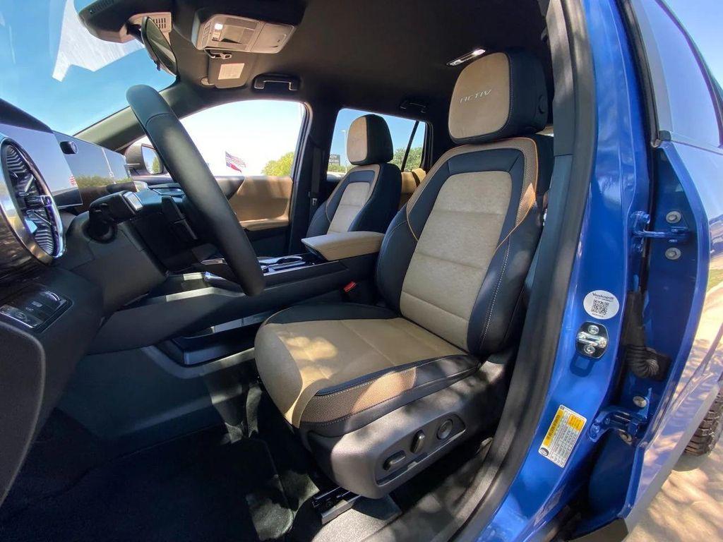 new 2026 Chevrolet Equinox car, priced at $34,395