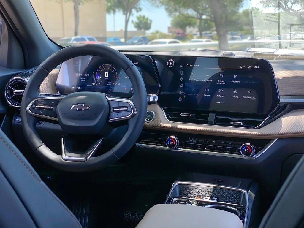 new 2026 Chevrolet Equinox car, priced at $34,395