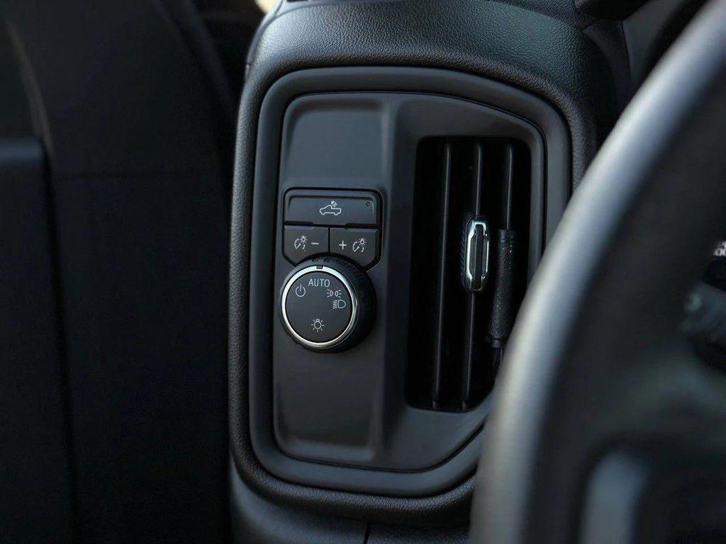 used 2023 Chevrolet Silverado 1500 car, priced at $32,068