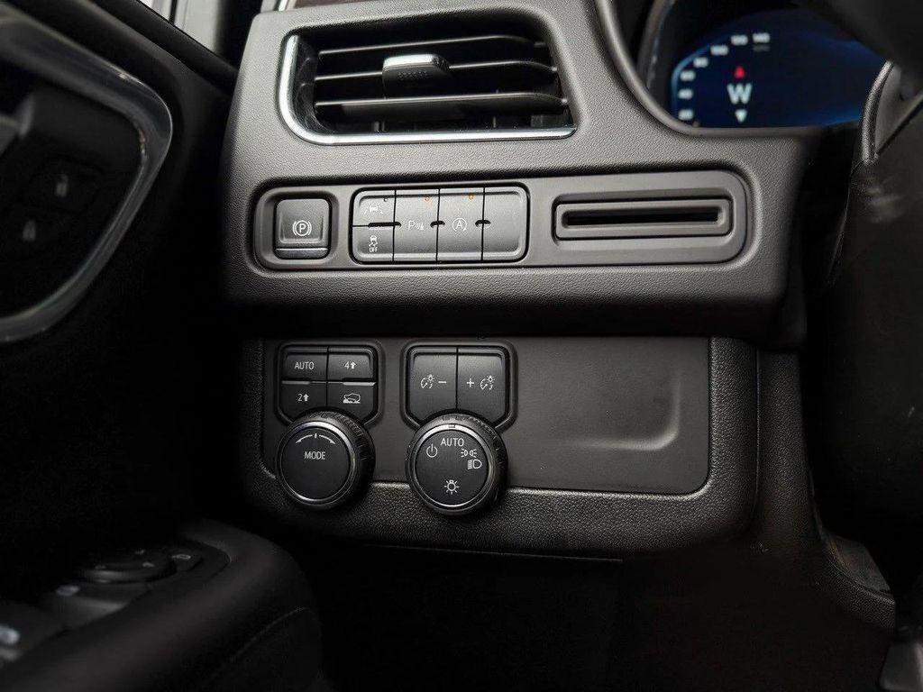 used 2024 Chevrolet Suburban car, priced at $50,159