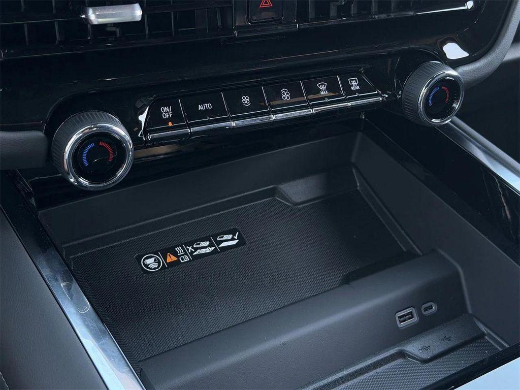 new 2026 Chevrolet Suburban car, priced at $77,625