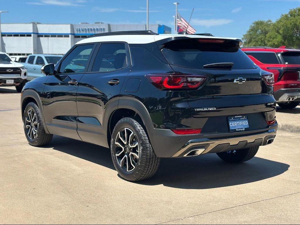 used 2024 Chevrolet TrailBlazer car, priced at $25,136