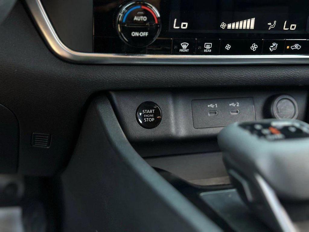 used 2024 Nissan Rogue car, priced at $19,912