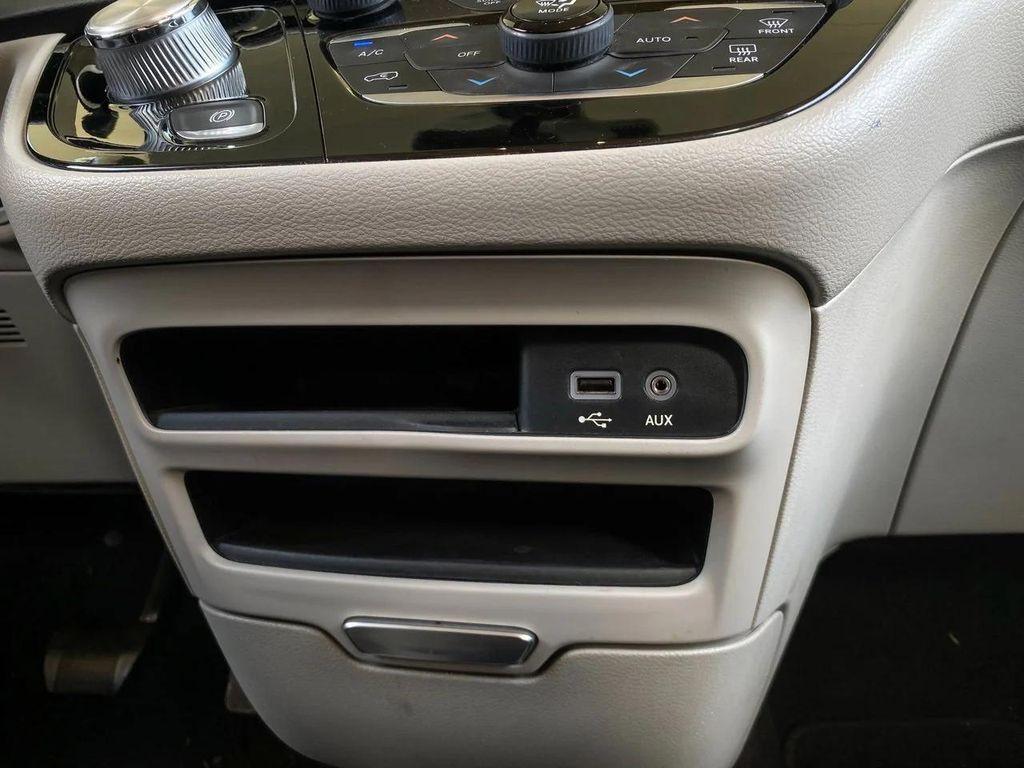 used 2017 Chrysler Pacifica car, priced at $14,987