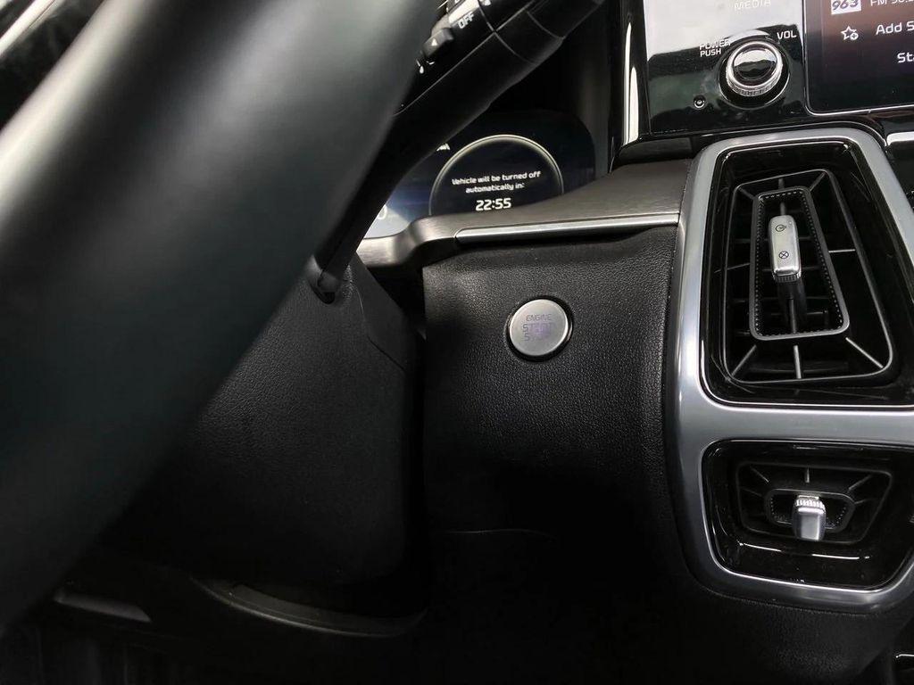 used 2023 Kia Sorento car, priced at $30,566
