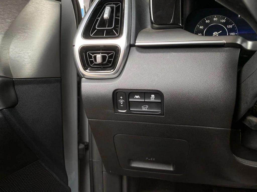 used 2023 Kia Sorento car, priced at $30,566