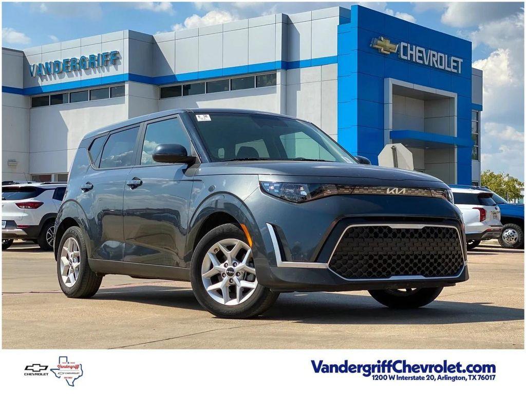 used 2024 Kia Soul car, priced at $16,258