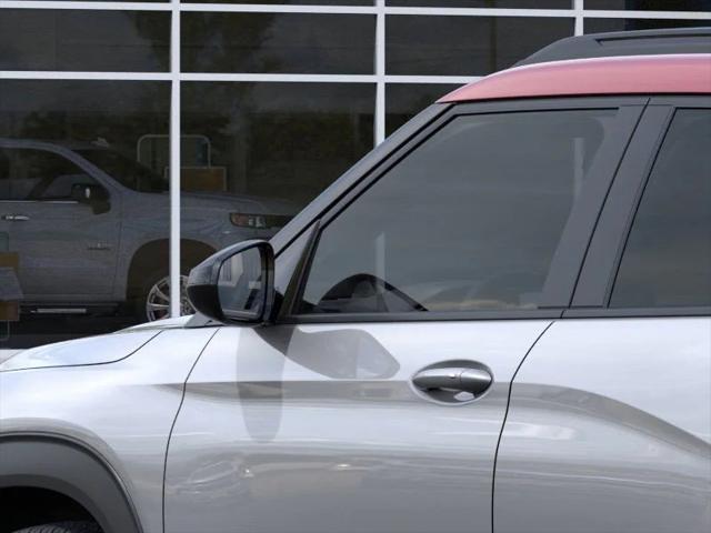 new 2025 Chevrolet TrailBlazer car, priced at $28,520