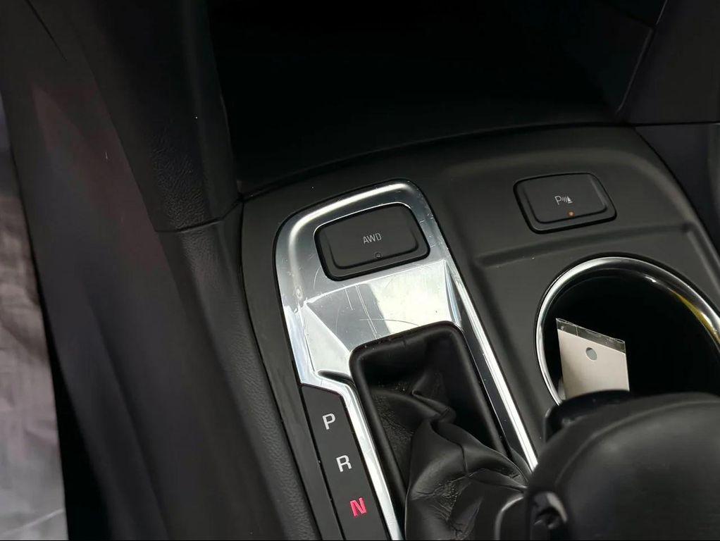 used 2024 Chevrolet Equinox car, priced at $22,482
