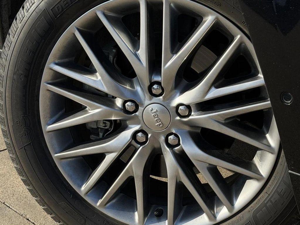 used 2017 Jeep Grand Cherokee car, priced at $20,950