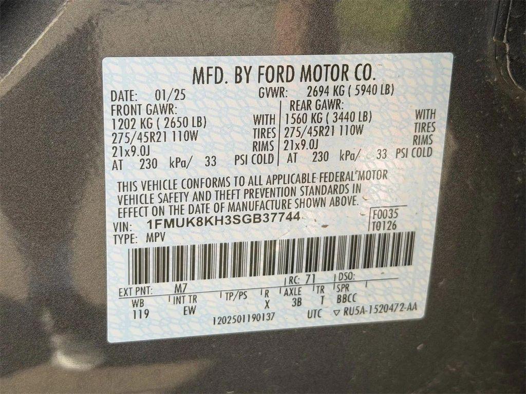 used 2025 Ford Explorer car, priced at $39,962