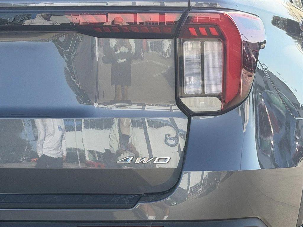 used 2025 Ford Explorer car, priced at $39,962