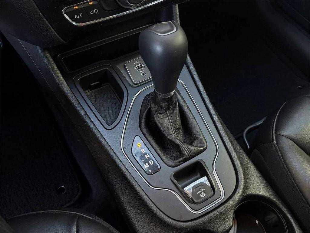 used 2019 Jeep Cherokee car, priced at $13,743