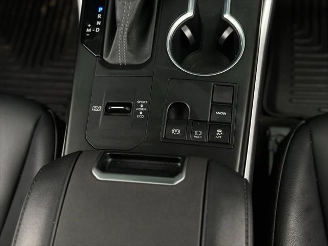 used 2023 Toyota Highlander car, priced at $35,998