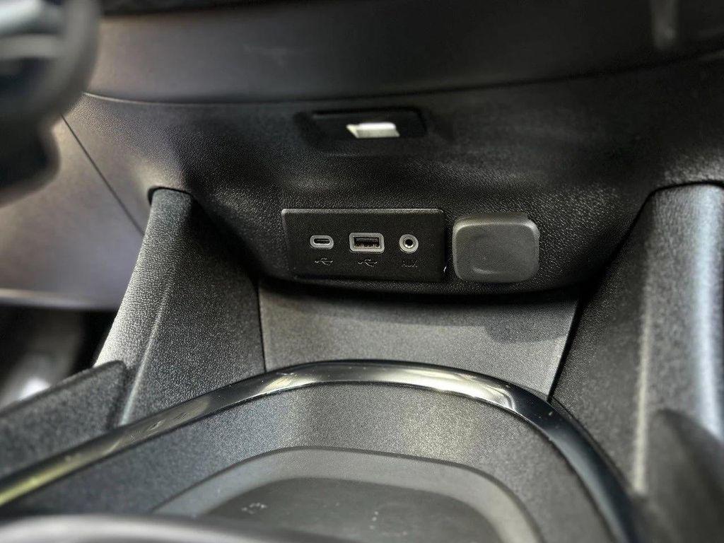 used 2024 Chevrolet Malibu car, priced at $18,274