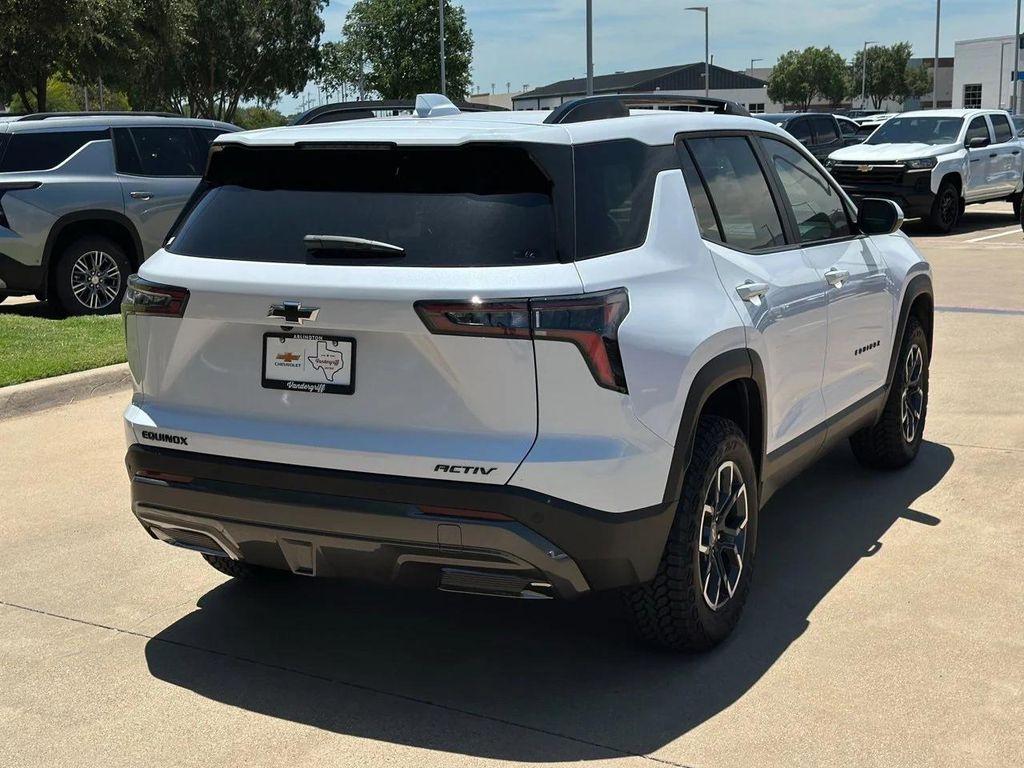 new 2026 Chevrolet Equinox car, priced at $35,390