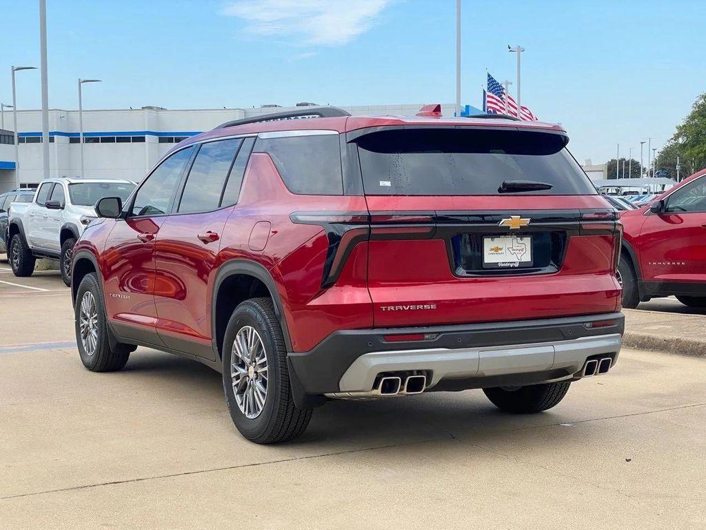 new 2025 Chevrolet Traverse car, priced at $43,320