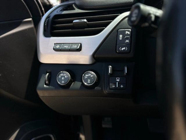 used 2019 GMC Yukon car, priced at $33,998