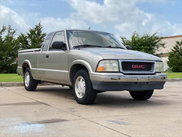 used 2002 GMC Sonoma car, priced at $7,998