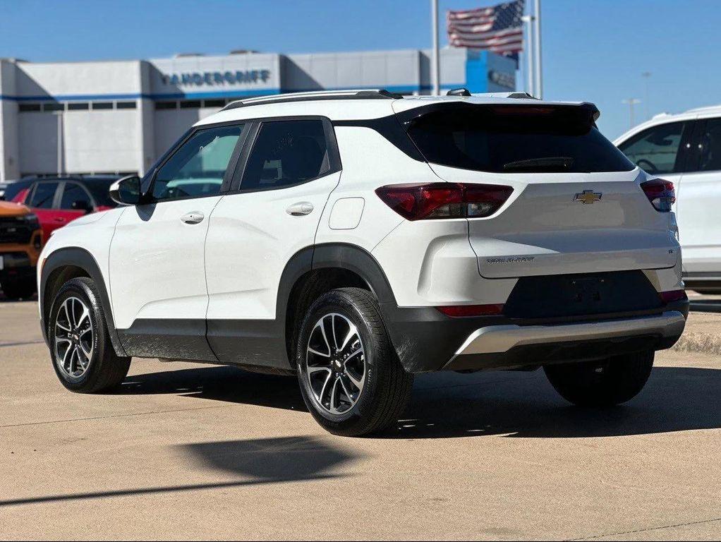 used 2025 Chevrolet TrailBlazer car, priced at $22,848