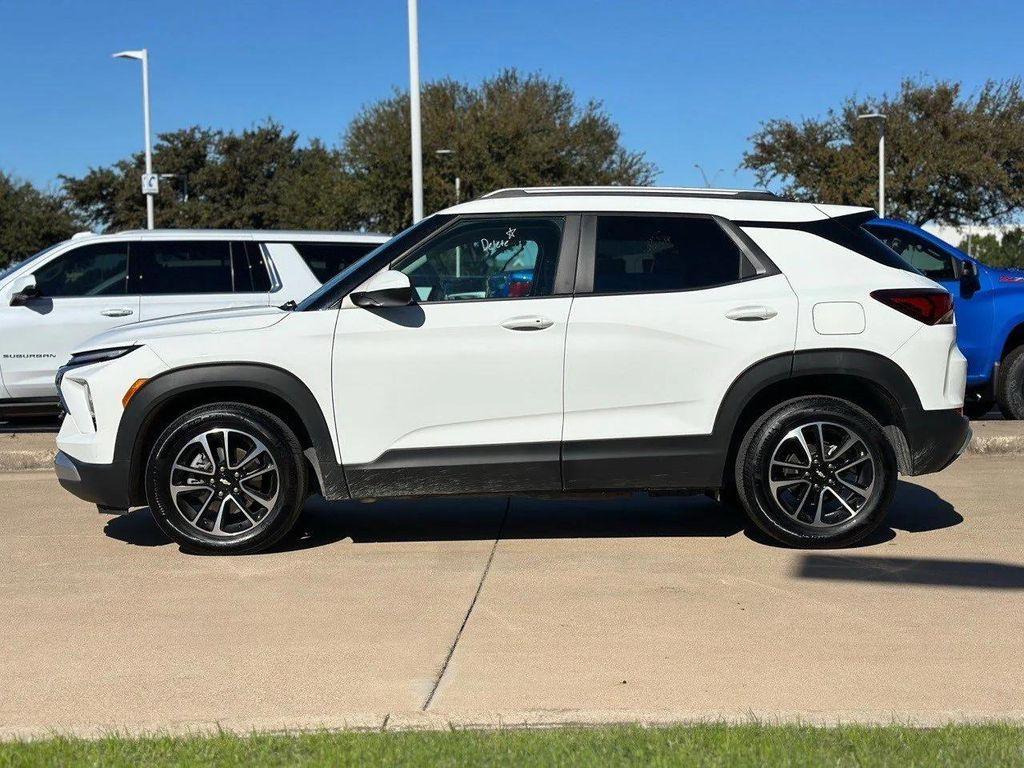 used 2025 Chevrolet TrailBlazer car, priced at $22,848