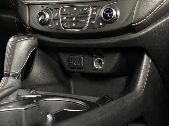 used 2020 Chevrolet Traverse car, priced at $20,401