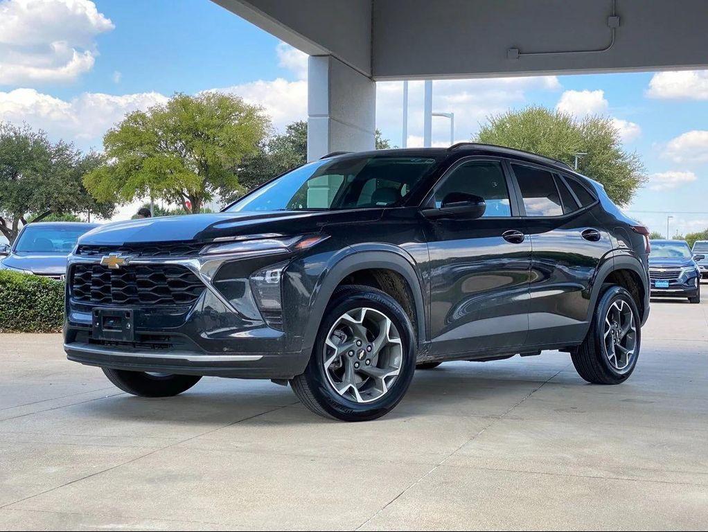used 2024 Chevrolet Trax car