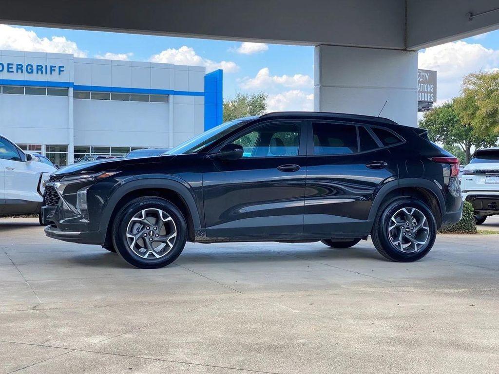 used 2024 Chevrolet Trax car