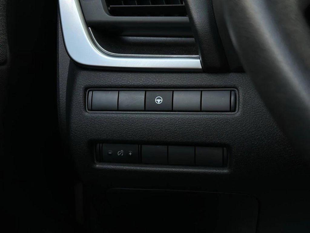 used 2023 Nissan Rogue car, priced at $16,878