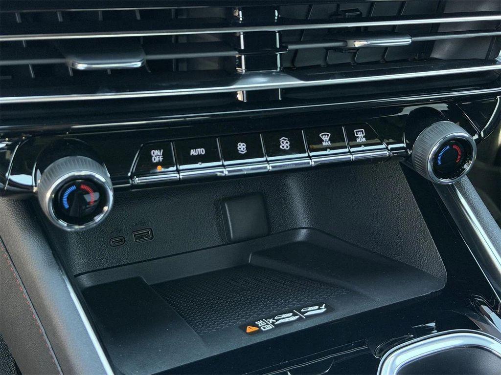 new 2026 Chevrolet Traverse car, priced at $56,885