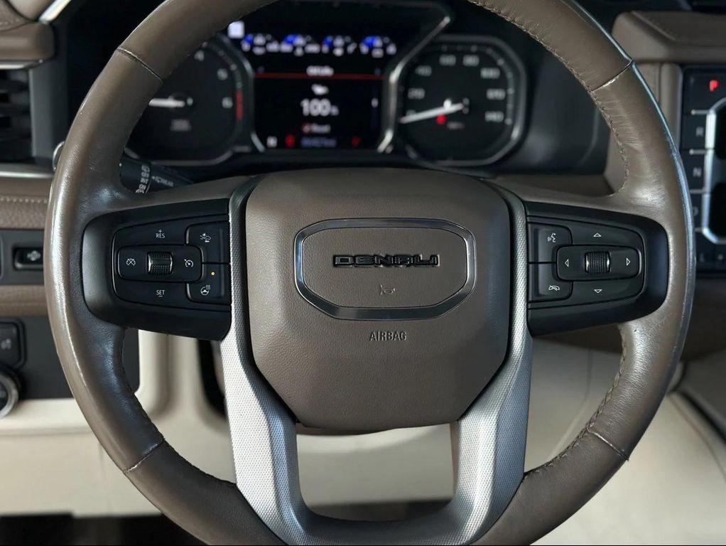 used 2021 GMC Yukon car, priced at $45,439