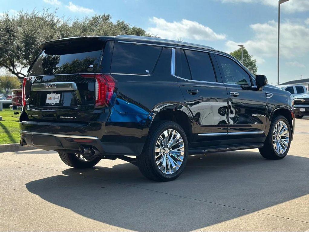 used 2021 GMC Yukon car, priced at $45,439