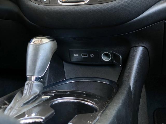 used 2019 Chevrolet Malibu car, priced at $10,939
