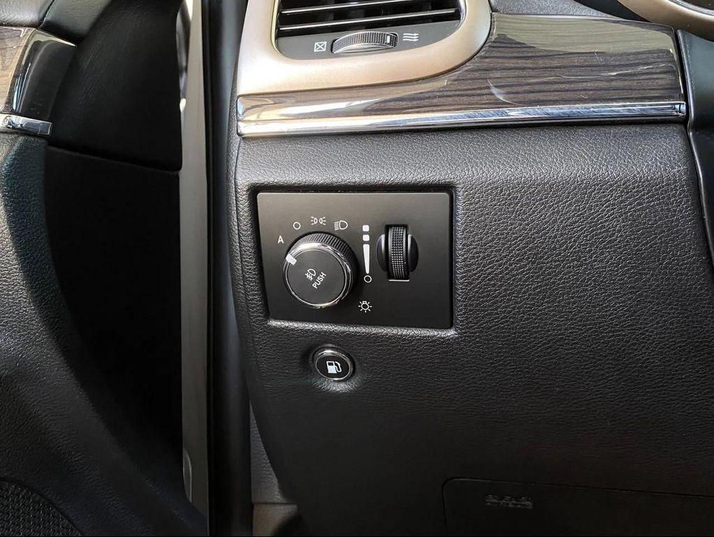 used 2017 Jeep Grand Cherokee car, priced at $16,552