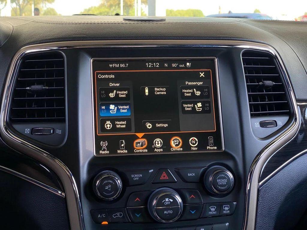 used 2017 Jeep Grand Cherokee car, priced at $16,552