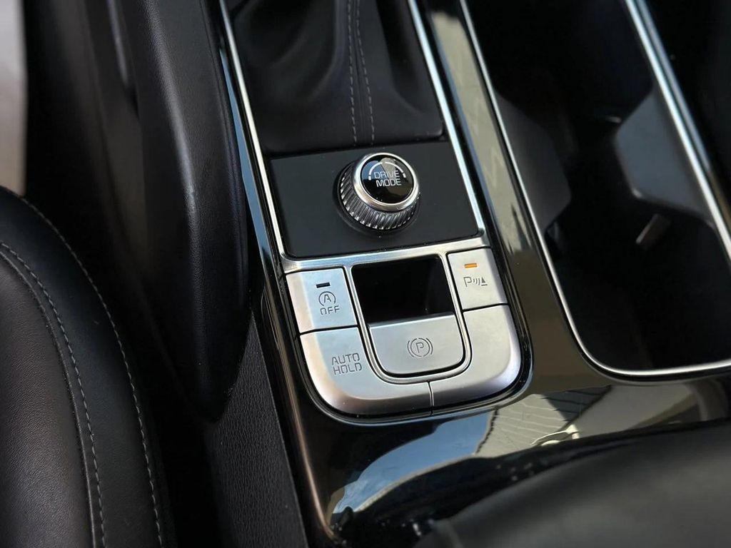 used 2025 Kia Telluride car, priced at $35,069