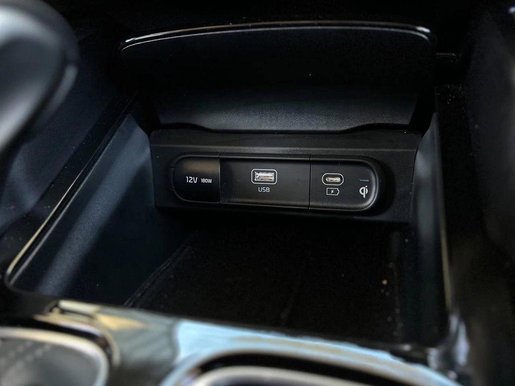 used 2025 Kia Telluride car, priced at $35,069
