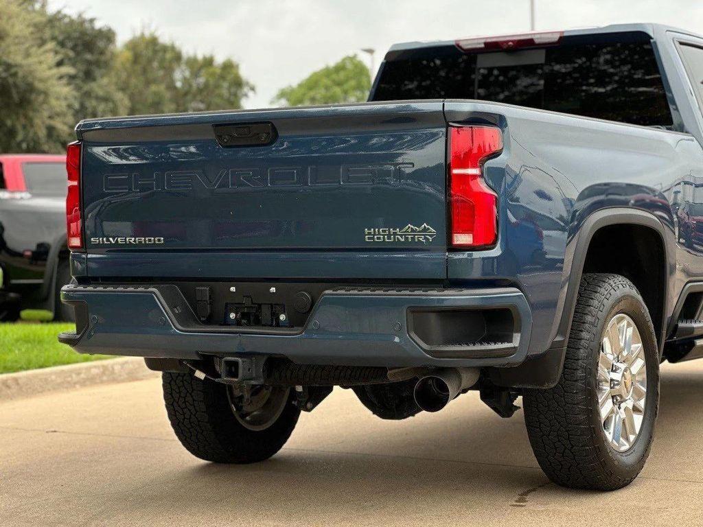 used 2025 Chevrolet Silverado 2500 car, priced at $76,634