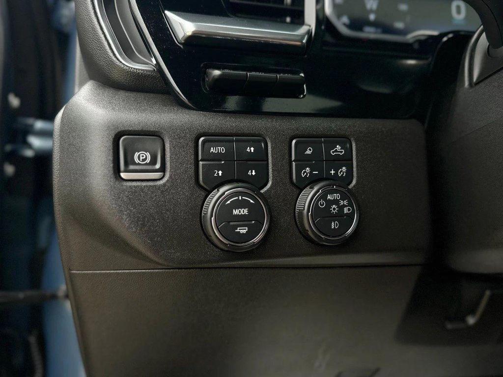 used 2025 Chevrolet Silverado 2500 car, priced at $76,634