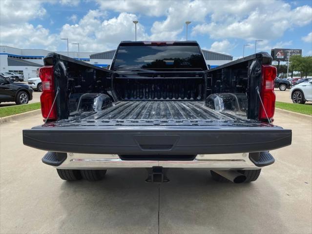 used 2025 Chevrolet Silverado 3500 car, priced at $61,998